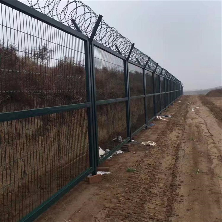 上海飛機場外圍隔離柵?